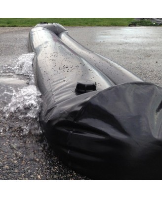 Barrière anti-inondation réutilisable et facile à mettre en place.