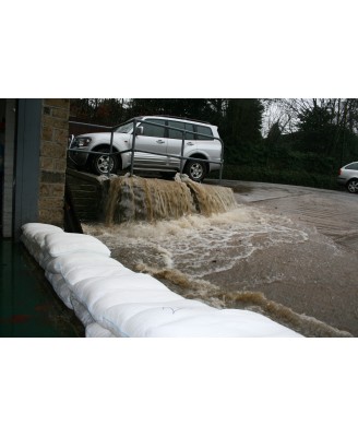 Protégez une maison contre les inondations : sacs et boudins Floodsax